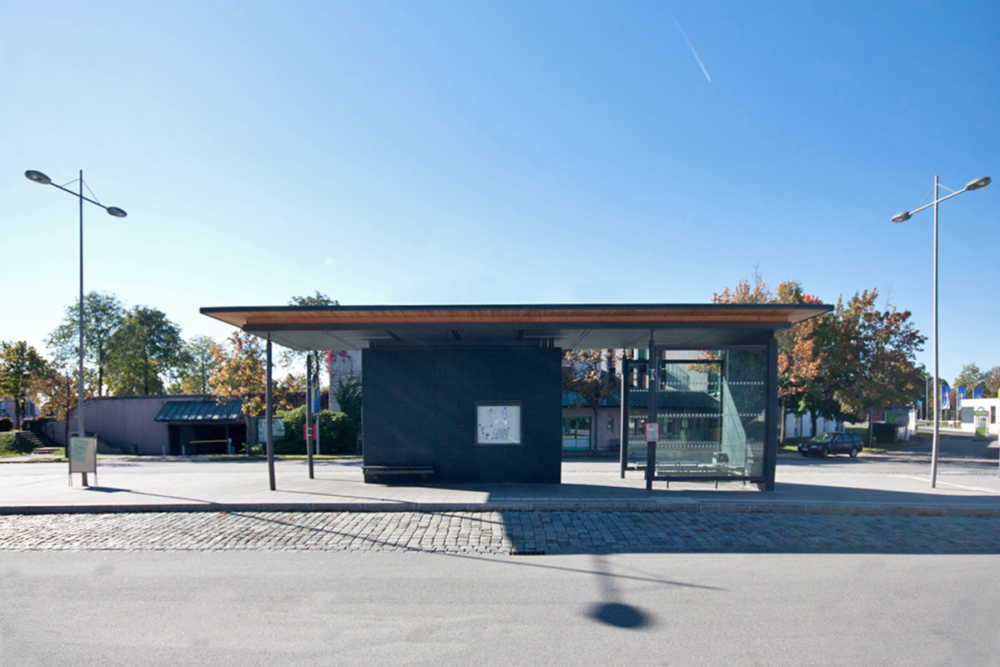 Zentrale Bushaltestelle in Deggendorf | kress aumeier architekten